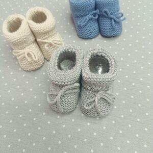 Patucos de lana botita