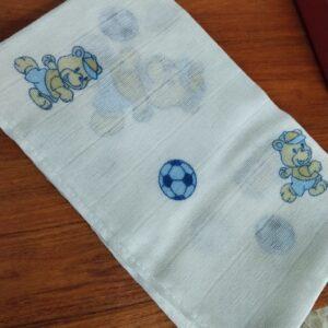 Gasa estampada oso futbolero